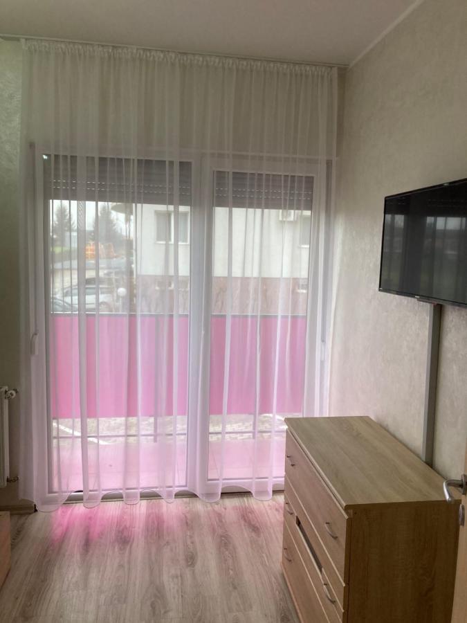 Bhoeme Apartament Oradea Exterior photo